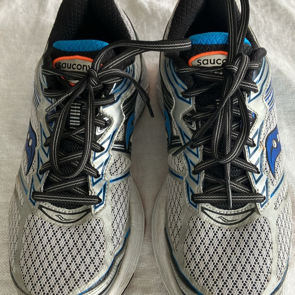 Saucony Men's Silver and Blue Running Shoes